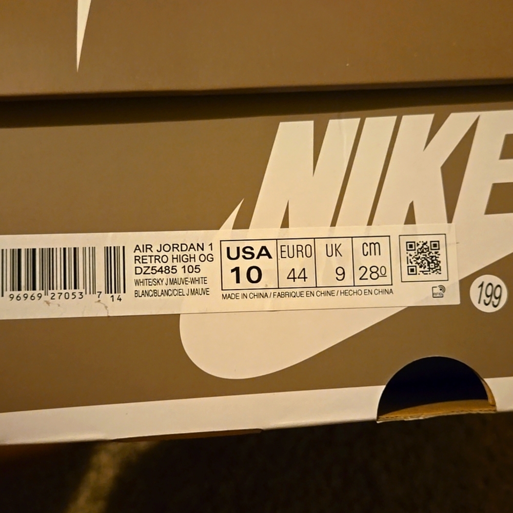 NIB Air Jordan 1 Retro High OG - Picture 10 of 10